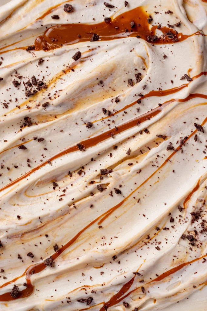 Bananas con toffee y nibs de cacao